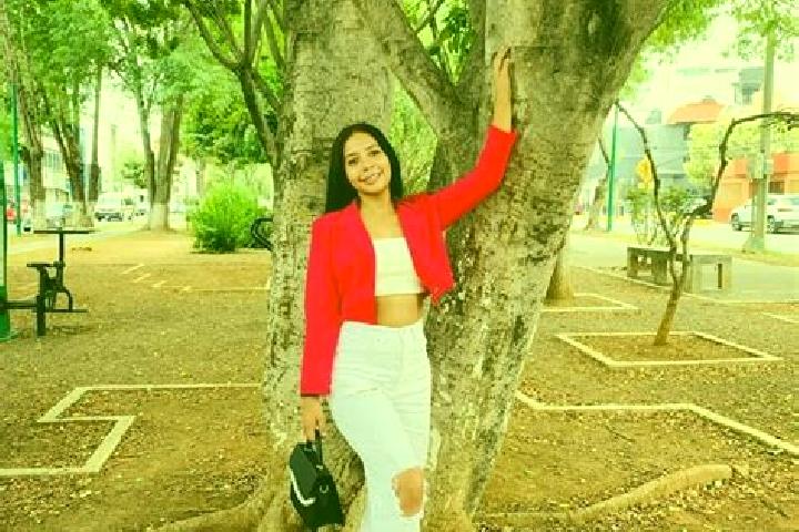 Emily, 25 — Escort in Platanillo, Mexico