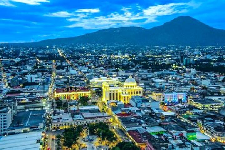 Emily, 25 — Escort in San Salvador el Verde, Mexico