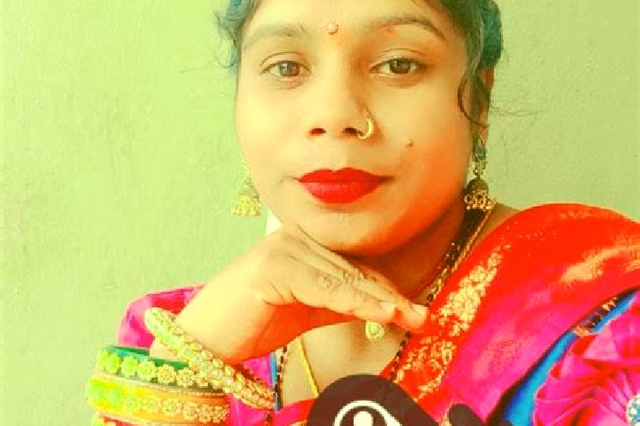 Emily, 25 — Escort in Tamgaon, India
