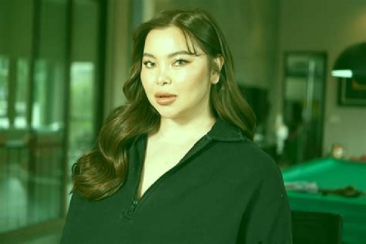 Emily, 25 — Escort in Tungol, Philippines