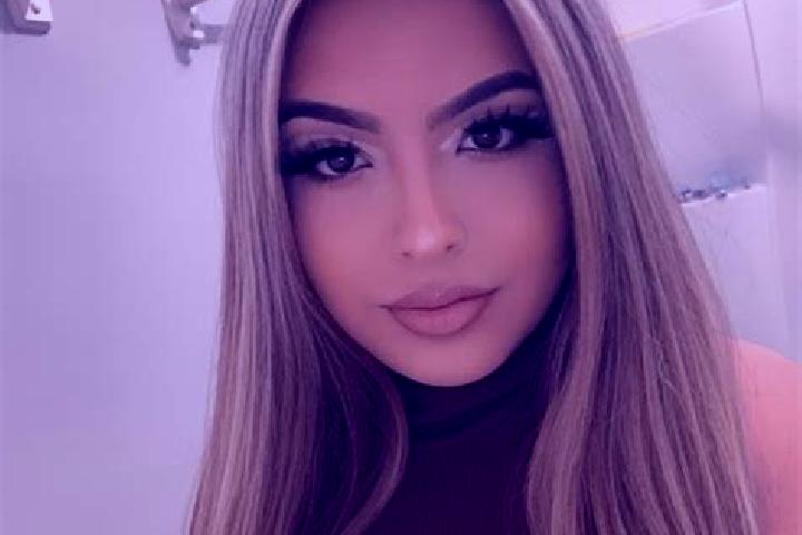 Emily, 26, a blonde brown-eyed latina companion based in Biankouma. Offering Party Girl, Massage, Domination. Available for incall and outcall, day and eveni...