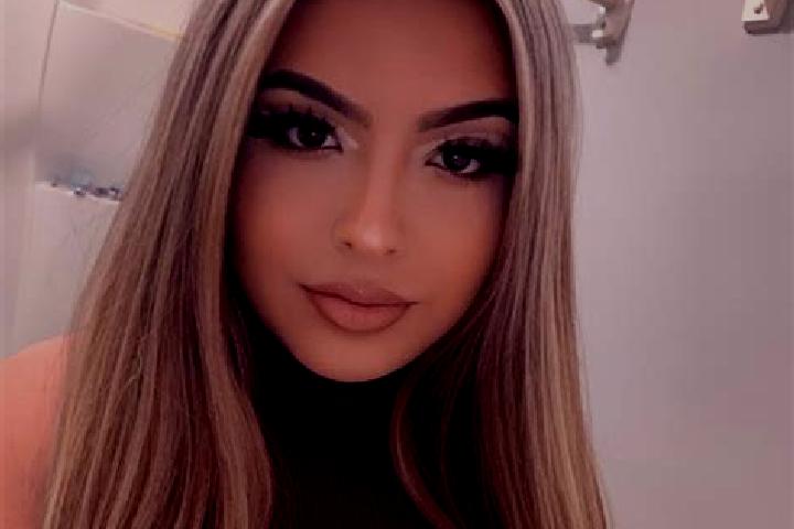 Emily, 26, a blonde dark-eyed latina companion based in Rahon. Offering Domination, 69, OWO. Available for incall and outcall, day and evening dates.