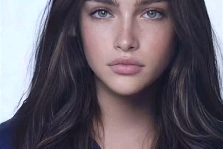 Emily, 26, a brunette blue-eyed caucasian companion based in Miakenkivka. Offering Dinner Date, Duos, Party Girl, Massage. Available for incall and outcall, ...