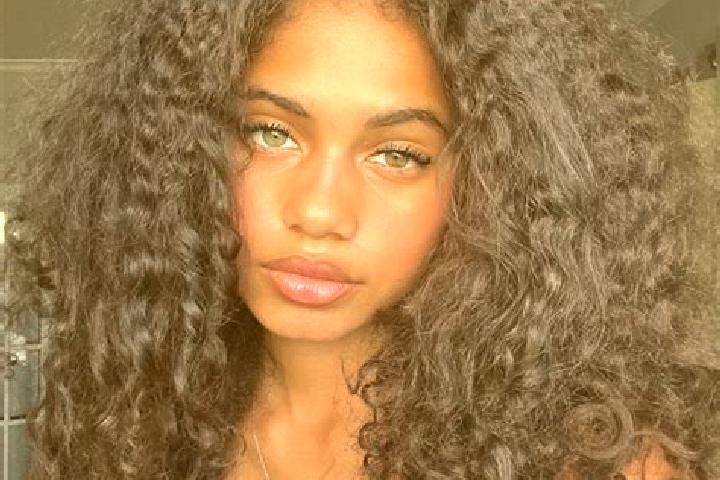 Emily, 26, a brunette blue-eyed ebony companion based in Vitre. Offering Deep French Kissing, GFE, CIM, Overnight. Available for incall and outcall, day and ...