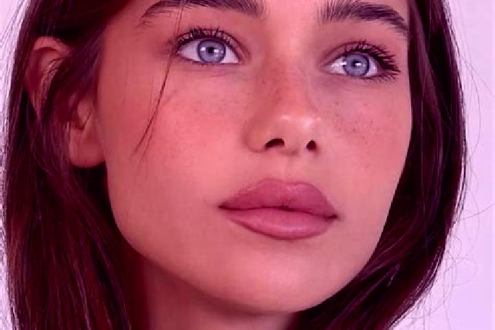Emily, 26, a brunette brown-eyed caucasian companion based in Greisdorf. Offering CIM, OWO, Deep French Kissing, Fetish. Available for incall and outcall, ov...