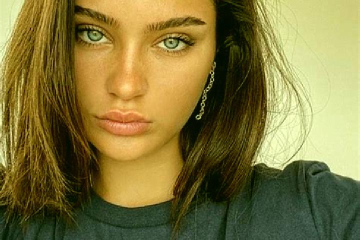 Emily, 26, a brunette dark-eyed caribbean companion based in Wolonio. Offering Fetish, OWO, Prostate Massage. Available for incall and outcall, overnight boo...