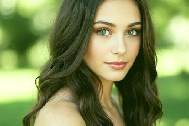 Emily, 26, a brunette hazel-eyed slavic companion based in Xinshan. Offering Deep French Kissing, Party Girl, 69, Girlfriend Experience, CIM. Available for i...
