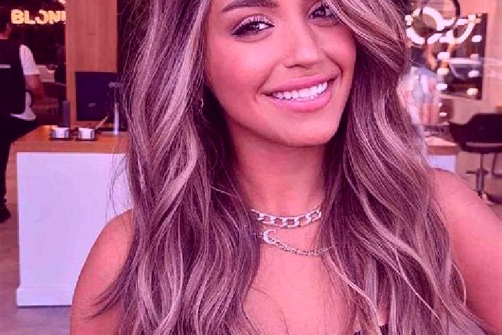 Emily, 26, a dark blonde brown-eyed middle eastern companion based in South Connellsville. Offering OWO, Striptease, Girlfriend Experience. Available for inc...