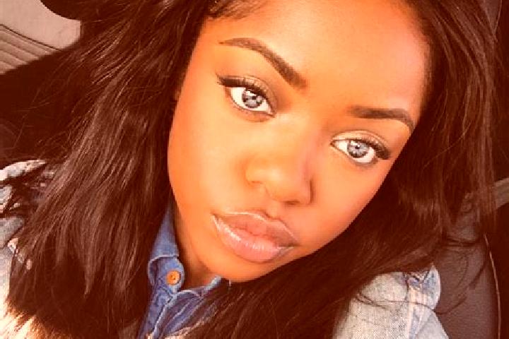 Emily, 26, a red blue-eyed ebony companion based in Hunchy. Offering CIM, Prostate Massage, A-Level. Available for incall and outcall, day and evening dates.