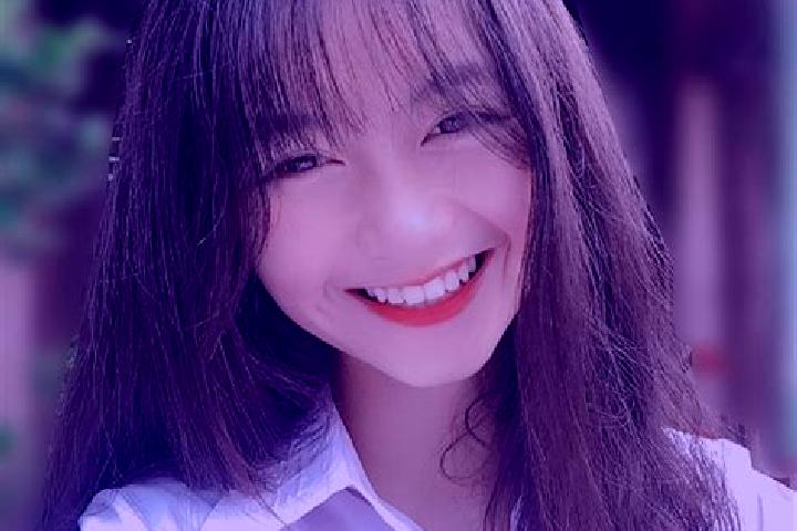 Emily, 26 — Escort in Cai Nuoc, Vietnam