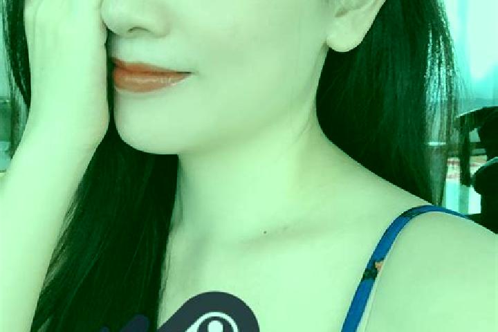 Emily, 26 — Escort in Diem GJien, Vietnam