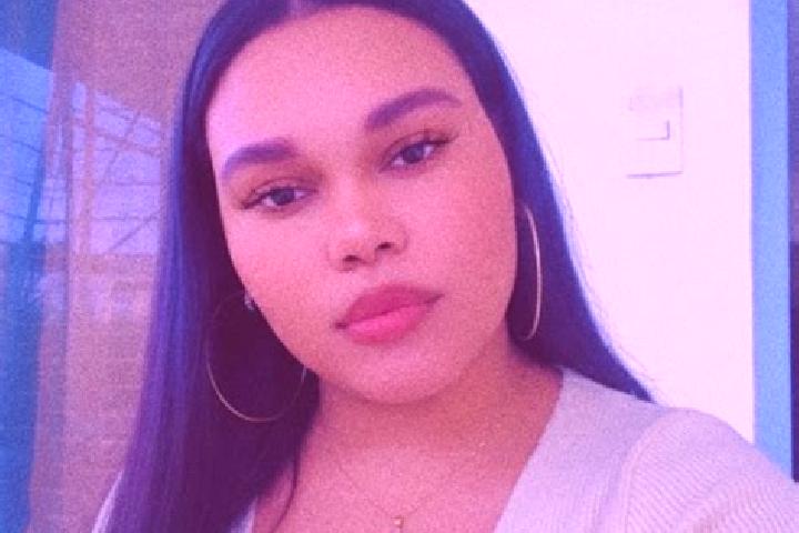 Emily, 26 — Escort in Fortin Olavarria, Argentina