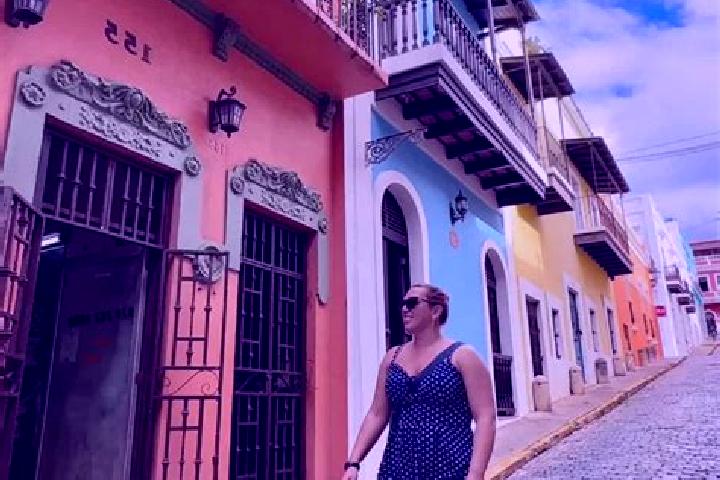 Emily, 26 — Escort in Puerto Bolivar, Ecuador
