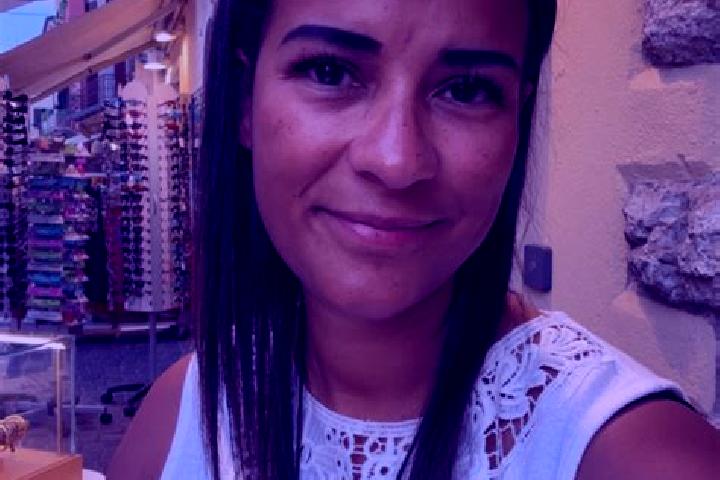 Emily, 26 — Escort in Rhaunen, Germany