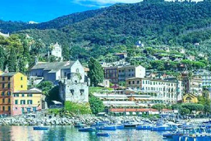 Emily, 26 — Escort in Santa Margherita, Italy