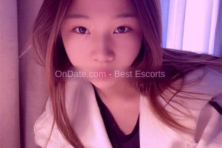 Emily, 26 — Escort in St Just, United Kingdom