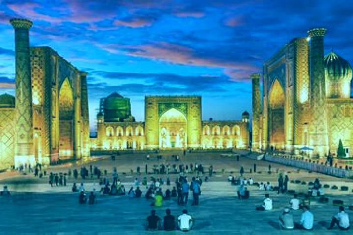 Emily, 26 — Escort in Zarbdor Shaharchasi, Uzbekistan