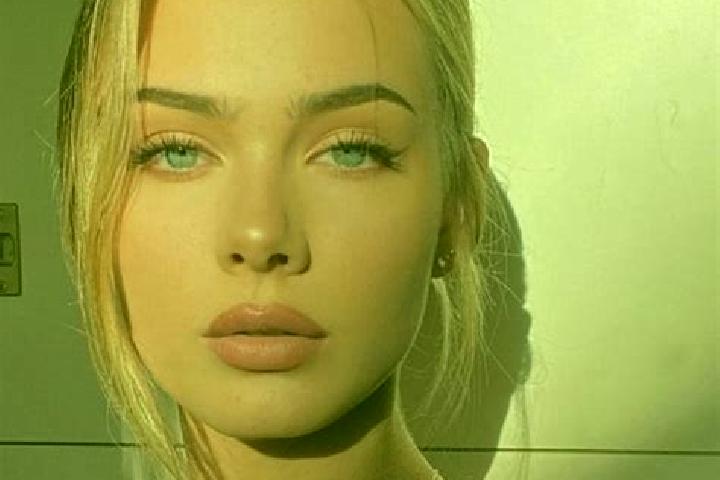 Emily, 27, a blonde dark-eyed european companion based in Ugbokpo. Offering Tantra, Party Girl, 69. Available for incall and outcall, day and evening dates.