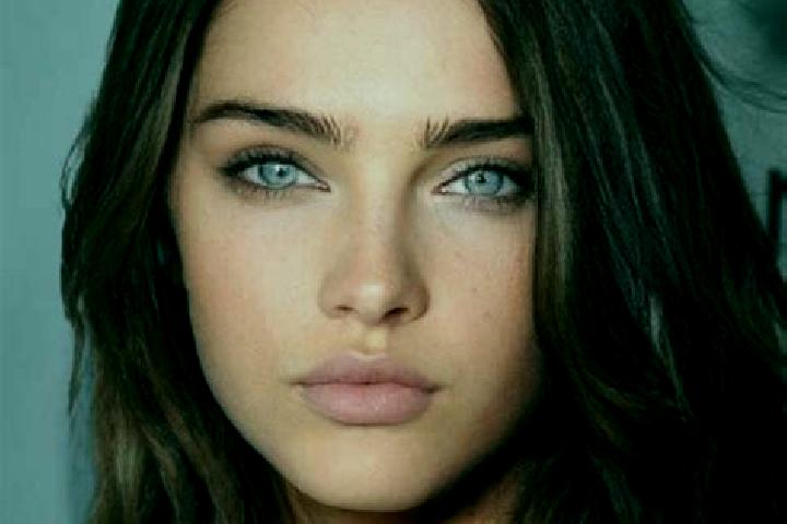 Emily, 27, a brunette blue-eyed mediterranean companion based in Long Lama. Offering Deep French Kissing, Roleplay, Overnight. Available for incall and outca...