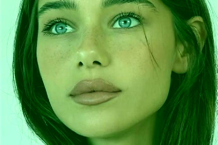 Emily, 27, a brunette brown-eyed caucasian companion based in Petushki. Offering GFE, Duos, Roleplay. Available for incall and outcall, day and evening dates.