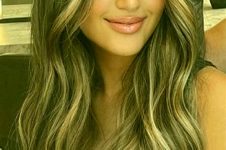 Emily, 27, a dark blonde amber-eyed caribbean companion based in Sencur. Offering Tantra, GFE, Striptease, Overnight. Available for incall and outcall, day a...