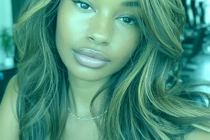 Emily, 27, a dark blonde amber-eyed mixed companion based in Zuerich (Kreis 3) / Alt-Wiedikon. Offering 69, OWO, Tantra. Available for incall and outcall, da...