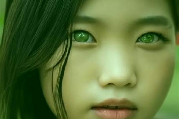 Emily, 27, a dark blonde green-eyed asian companion based in La Mohonera. Offering Duos, BDSM, Overnight. Available for incall and outcall, day and evening d...
