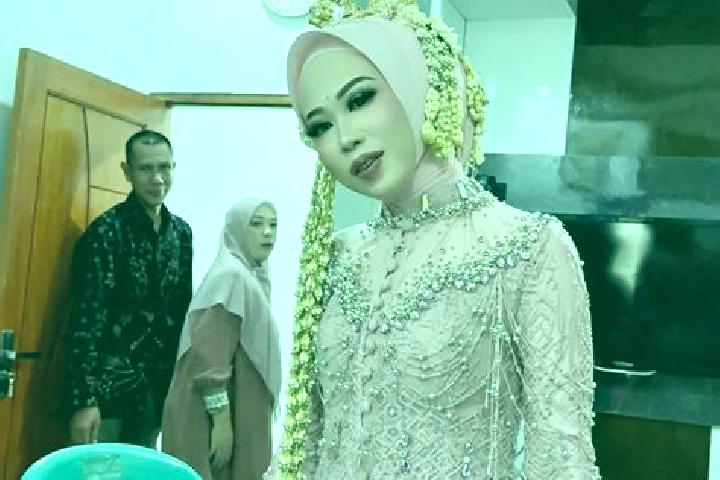 Emily, 27 — Escort in Bungbangsari, Indonesia