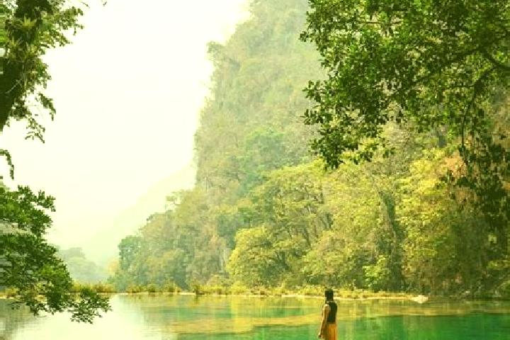 Emily, 27 — Escort in Champey, France