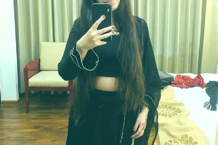 Emily, 27 — Escort in Morvi, India