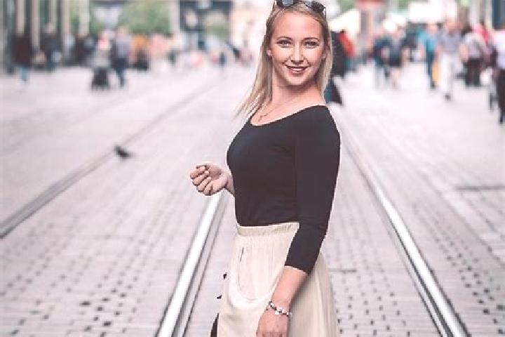 Emily, 27 — Escort in Ostopovice, Czech Republic