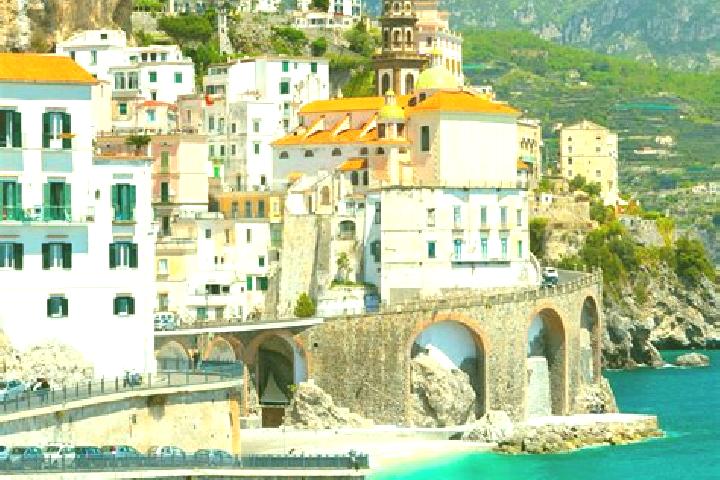 Emily, 27 — Escort in Palse, Italy