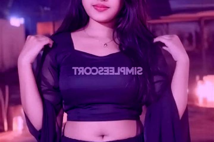 Emily, 27 — Escort in Siwan, India