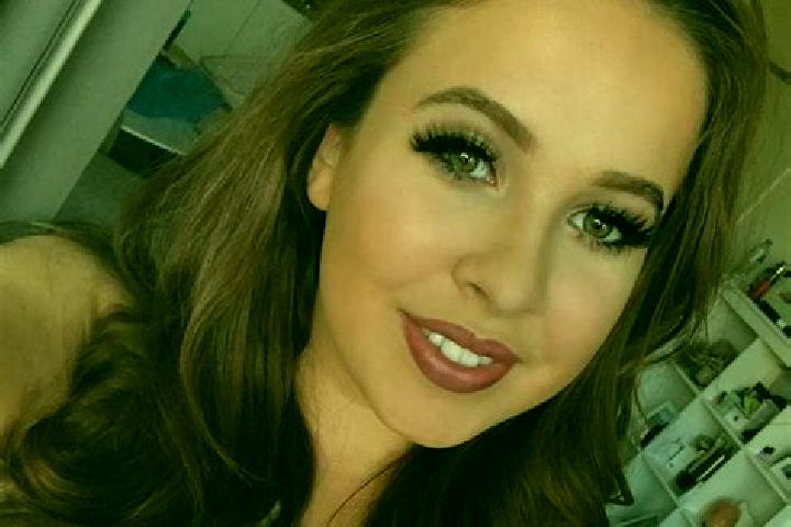Emily, 28, a auburn brown-eyed middle eastern companion based in Mevergnies. Offering Party Girl, Tantra, Dinner Date. Available for incall and outcall, over...