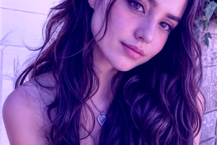 Emily, 28, a black hazel-eyed caucasian companion based in Daohe. Offering Girlfriend Experience, A-Level, Party Girl, GFE, BDSM. Available for incall and ou...