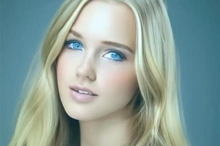 Emily, 28, a blonde grey-eyed slavic companion based in Mondeville. Offering Party Girl, Prostate Massage, Duos, Deep French Kissing. Available for incall an...