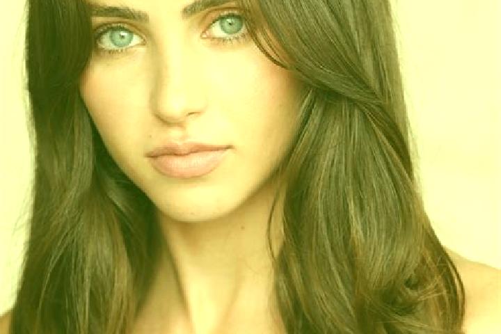 Emily, 28, a brunette brown-eyed ebony companion based in Orgreave. Offering Fetish, GFE, A-Level. Available for incall and outcall, overnight bookings avail...