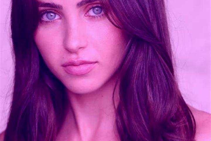 Emily, 28, a brunette dark-eyed indian companion based in Dhronecken. Offering Domination, CIM, GFE. Available for incall and outcall, day and evening dates.