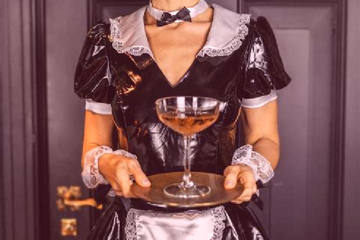 Emily, 28, a brunette grey-eyed slavic companion based in Sant Albino. Offering Dinner Date, Fetish, BDSM, CIM. Available for incall and outcall, overnight b...