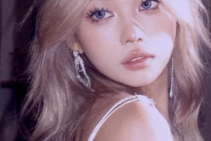 Emily, 28, a dark blonde blue-eyed asian companion based in Smala. Offering CIM, Party Girl. Available for incall and outcall, overnight bookings available.