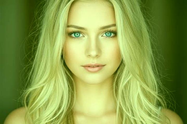 Emily, 28, a red grey-eyed mixed companion based in Elato. Offering Travel Companion, CIM, Party Girl. Available for incall and outcall, day and evening dates.
