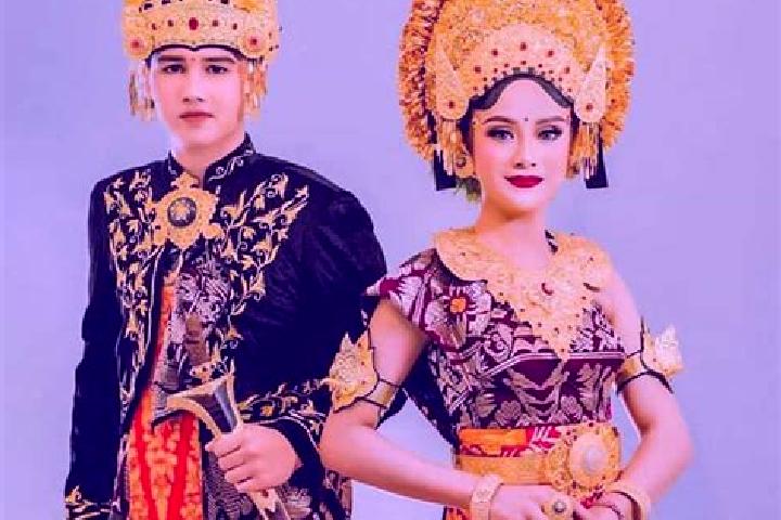 Emily, 28 — Escort in Banding Agung, Indonesia