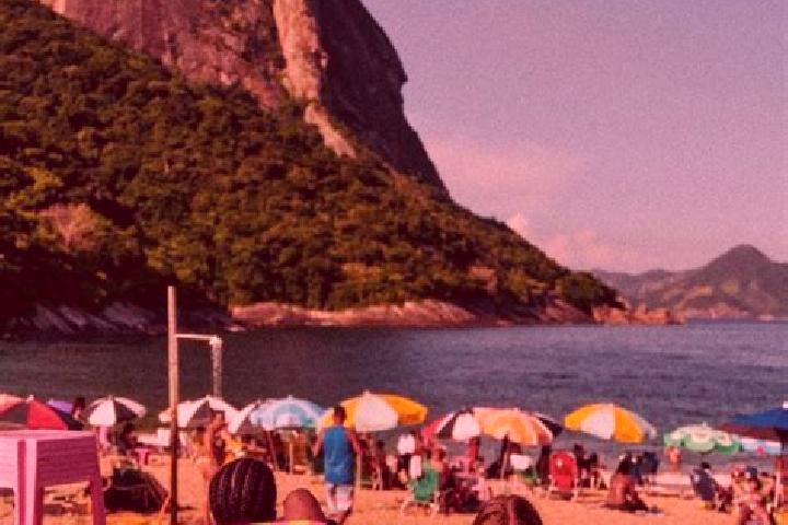 Emily, 28 — Escort in Coromandel, Brazil