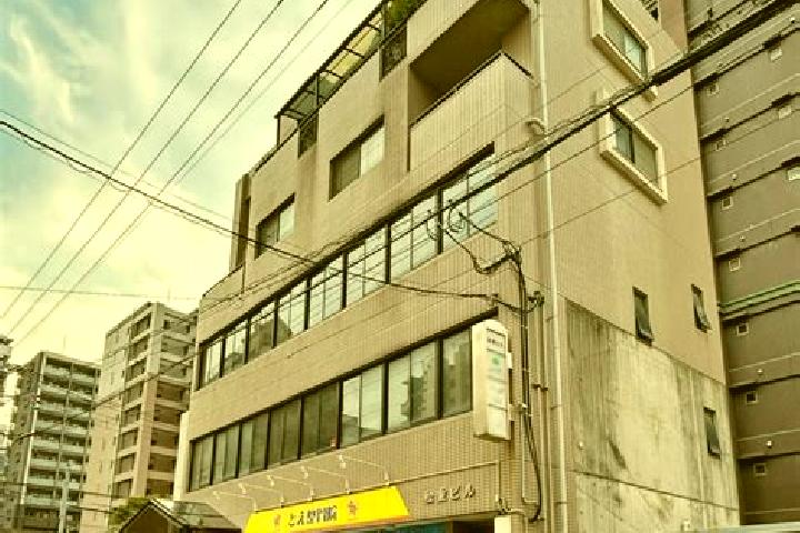 Emily, 28 — Escort in Matsushige, Japan