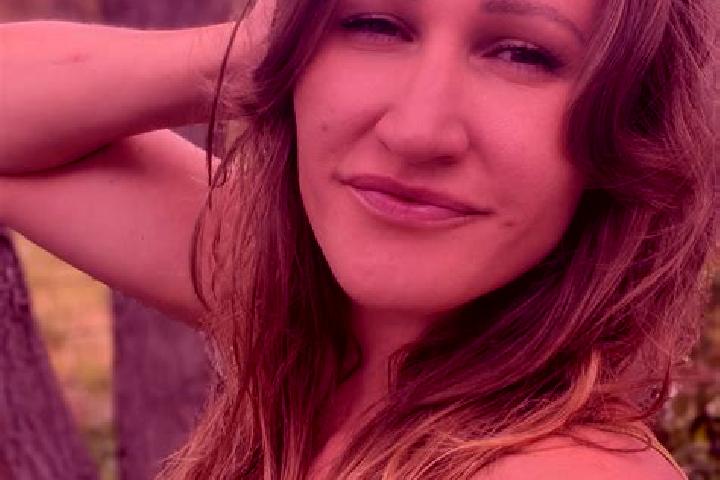 Emily, 28 — Escort in Meredith, Australia