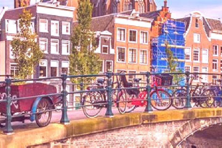 Emily, 28 — Escort in Utrecht, Netherlands