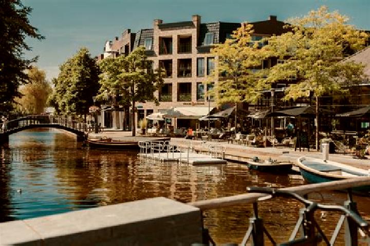 Emily, 28 — Escort in Voorschoten, Netherlands