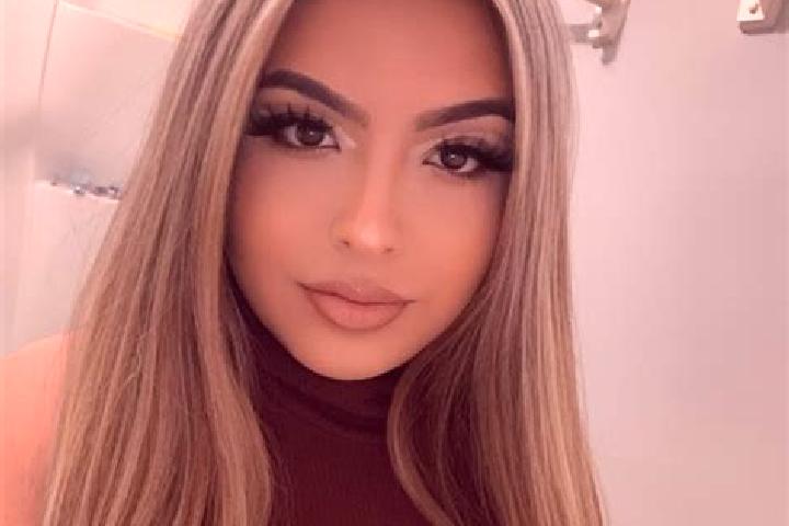 Emily, 29, a blonde brown-eyed latina companion based in Kernville. Offering Erotic Massage, Overnight, GFE. Available for incall and outcall, day and evenin...