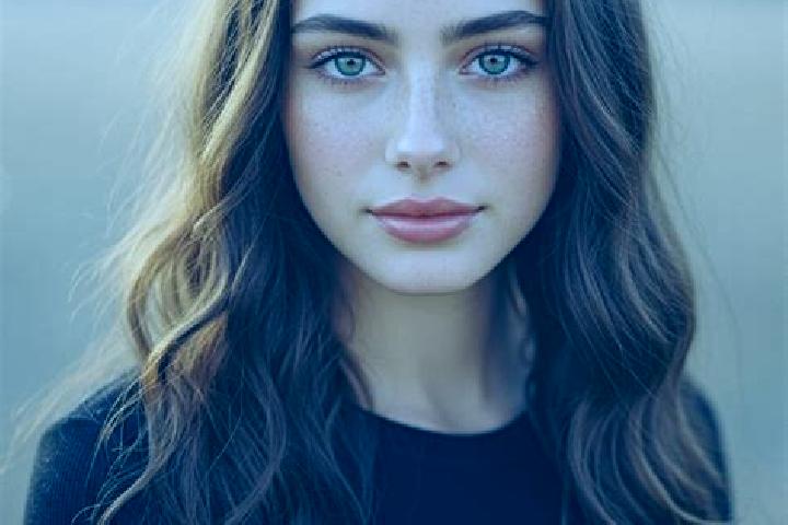 Emily, 29, a chestnut amber-eyed mediterranean companion based in Brennberg. Offering Massage, GFE, CIM. Available for incall and outcall, overnight bookings...