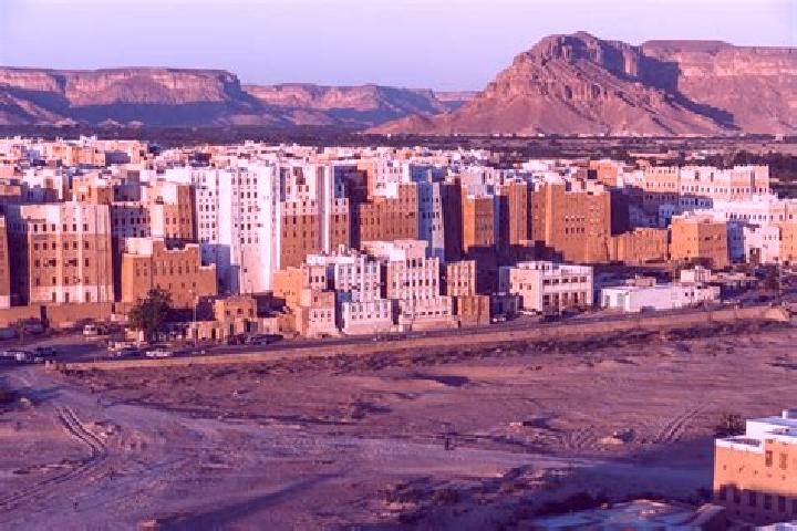 Emily, 29 — Escort in Al Qurayshiyah, Yemen